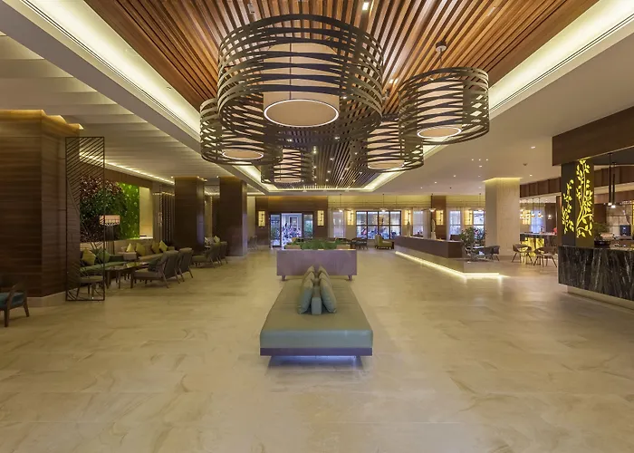 Club Grand Aqua Hotel