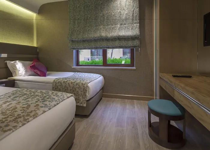 Hotel Club Grand Aqua 5*