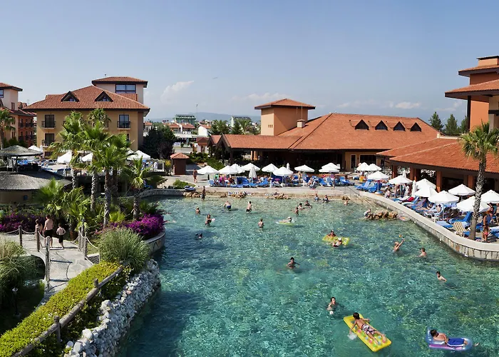 Club Grand Aqua Hotel
