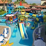 Club Grand Aqua Hotel