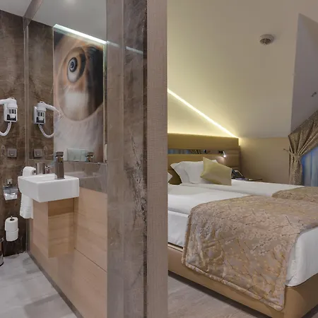 Club Grand Aqua 5* Colakli