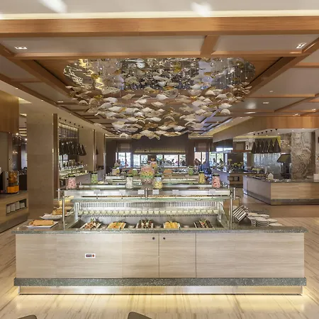 Szálloda Club Grand Aqua