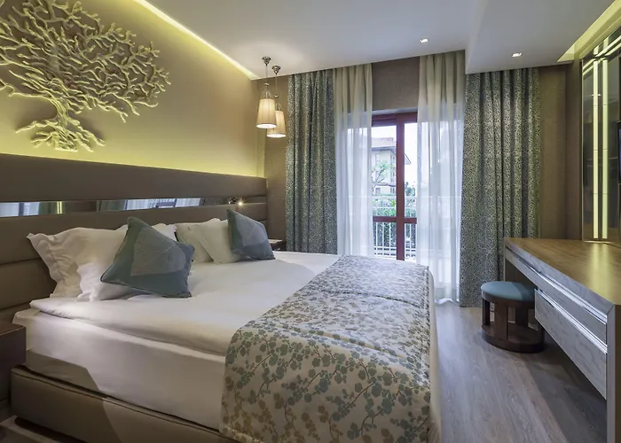 Club Grand Aqua 5* Colakli