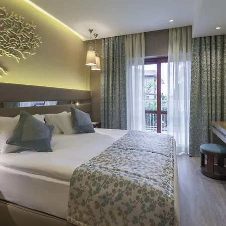 Club Grand Aqua Otel