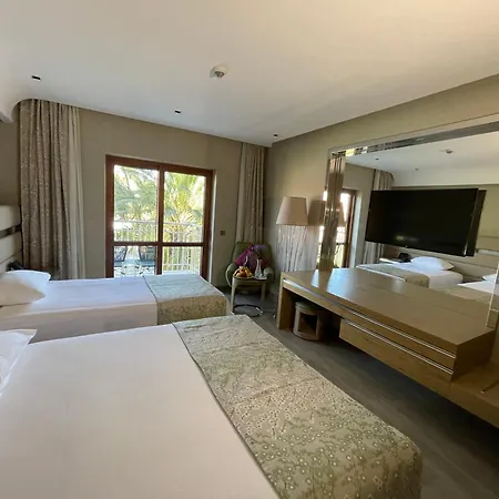 Club Grand Aqua 5* Çolaklı