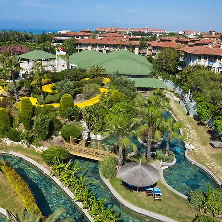 Club Grand Aqua Hotel
