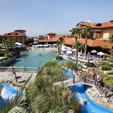 Otel Club Grand Aqua Çolaklı