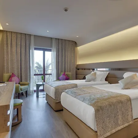 Club Grand Aqua Otel 5*