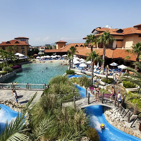 Otel Club Grand Aqua Çolaklı